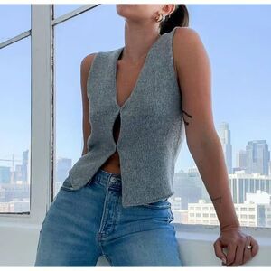 Rumored Prince Street Tan Sleeveless V-Neck Cardigan M Cottagecore Cabincore